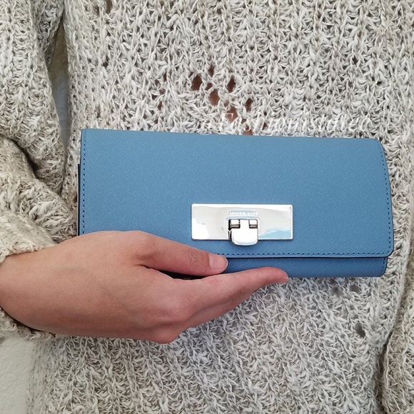 NWT MICHAEL KORS CALLIE CARRYALL WALLET SKY BLUE - Picture 2 of 7